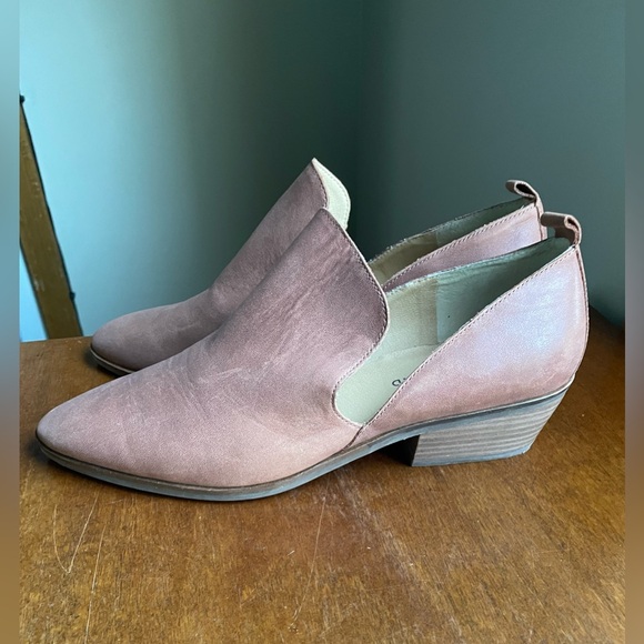 Lucky Brand Size 10 M Leather Slip on Tan Booties Shoes - Picture 2 of 13